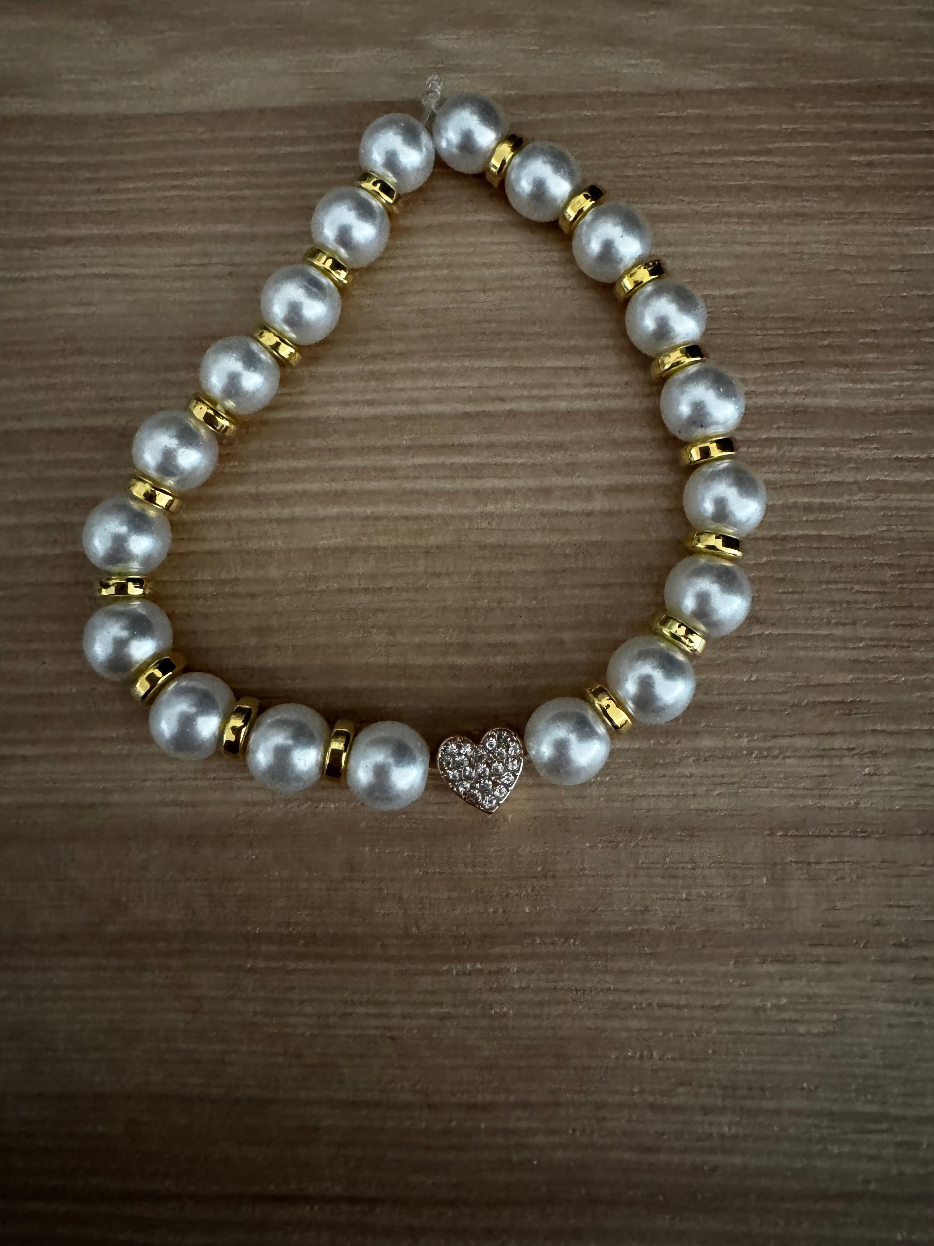 Glass bead bracelet